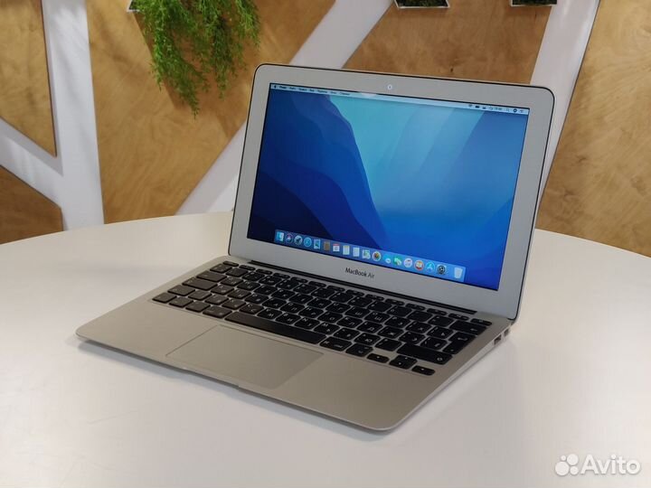 MacBook Air / i5 / ssd