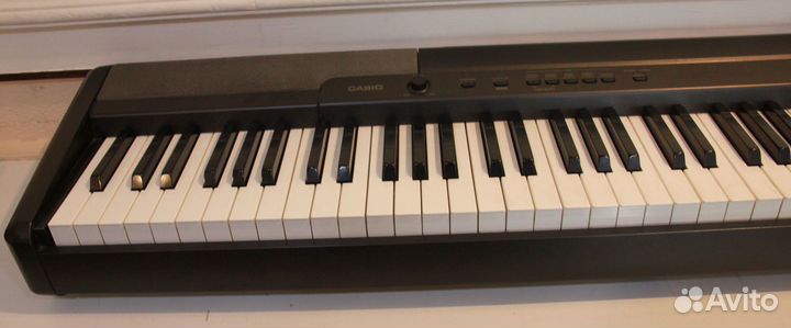 Casio CDP-100 (Цифровое пианино)