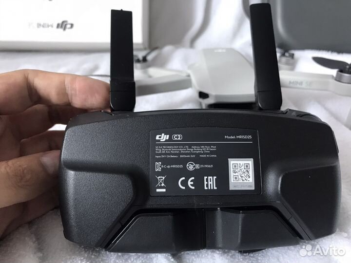 Квадрокоптер DJI mini SE