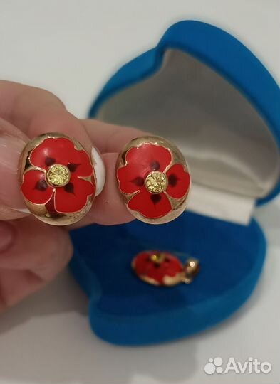 Серьги и подвеска