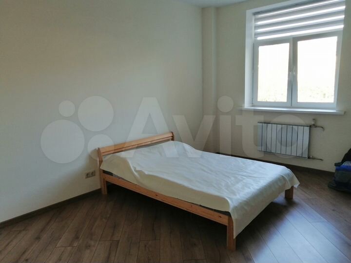 2-к. квартира, 75,4 м², 2/4 эт.