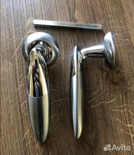 Дверные ручки межкомнатные новые