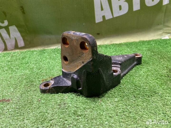 Кронштейн опоры двигателя Geely Emgrand Ec7 FE1