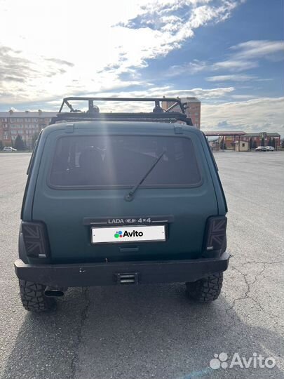 LADA 4x4 (Нива) 1.7 МТ, 2000, 140 000 км