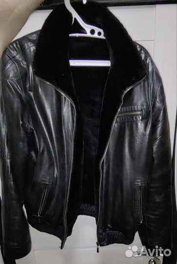 Кожаная куртка Toto