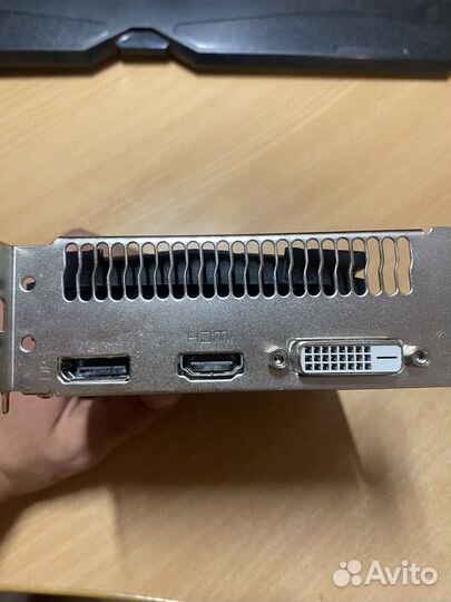 Материнская плата с процессором и оперативкой