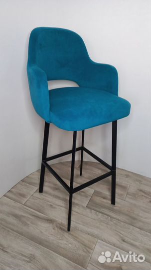 Барный стул