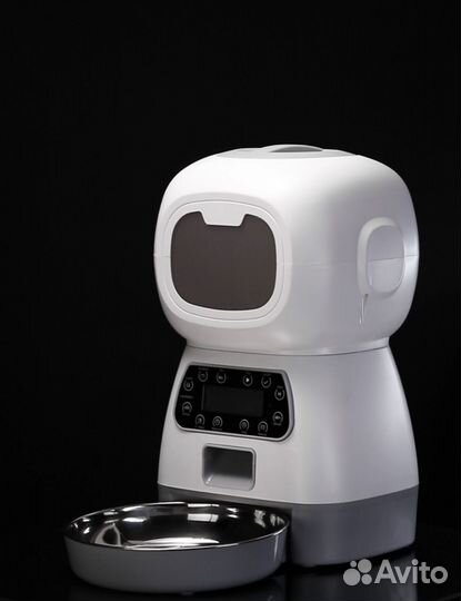 Автоматическая кормушка для кошек и собак