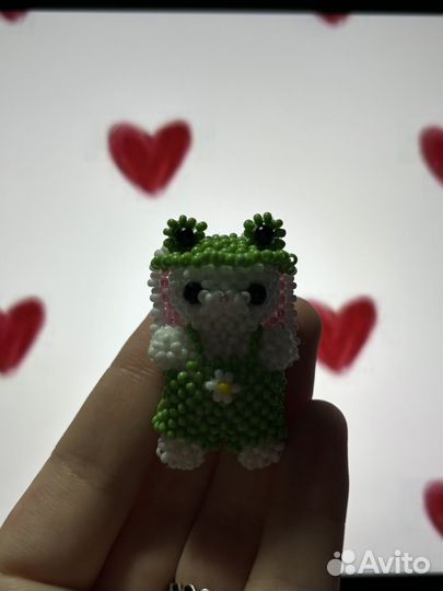 Заяц из бисера в костюме лягушки