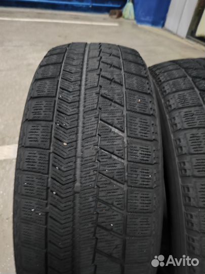 Bridgestone Blizzak VRX 205/60 R16 и 205/60 R16 28B