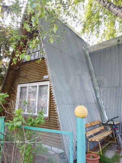 Дача 33 м² на участке 4 сот.