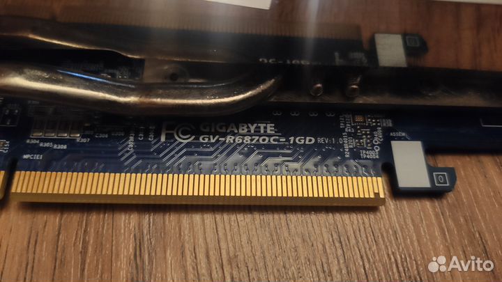 Видеокарта GigaByte GV-R6870C-1GD