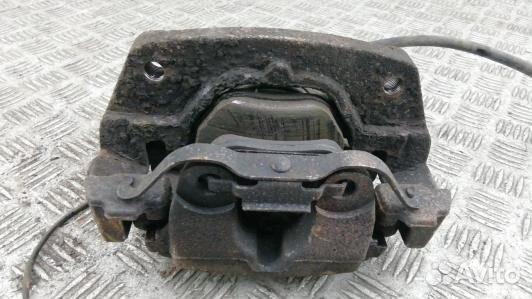 Суппорт тормозной передний левый land rover range
