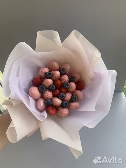 Букет из клубники в шоколаде