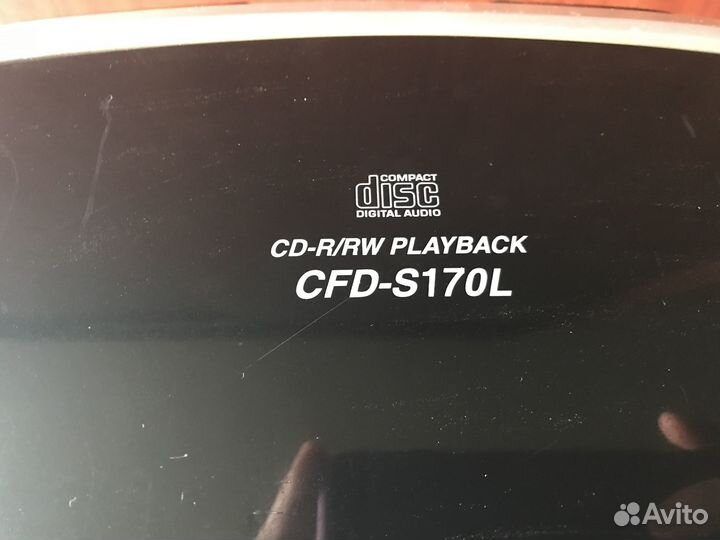 Магнитола Sony CFD-S170L