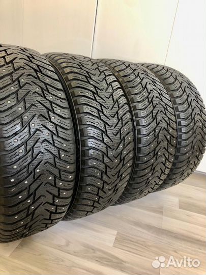 Nokian Tyres Hakkapeliitta 8 235/55 R17
