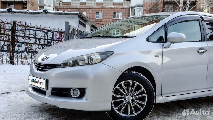 Toyota Wish 1.8 CVT, 2010, 134 120 км