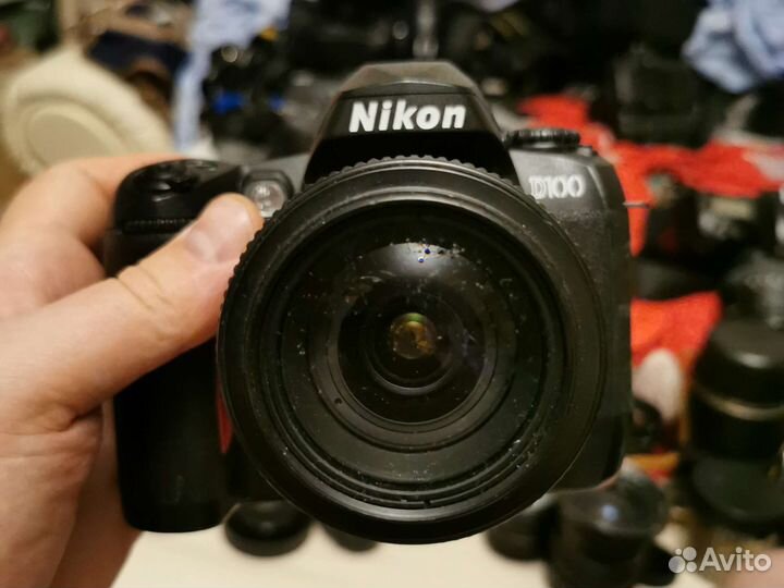 Nikon D100 тушка