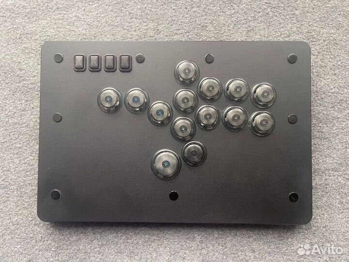 Аркадный leverless hitbox oт Punk Workshop для SF6