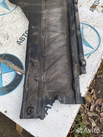 Mercedes W213 E213 защита днища антигравийная LH