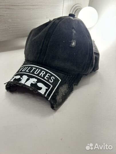 Кепка vultures