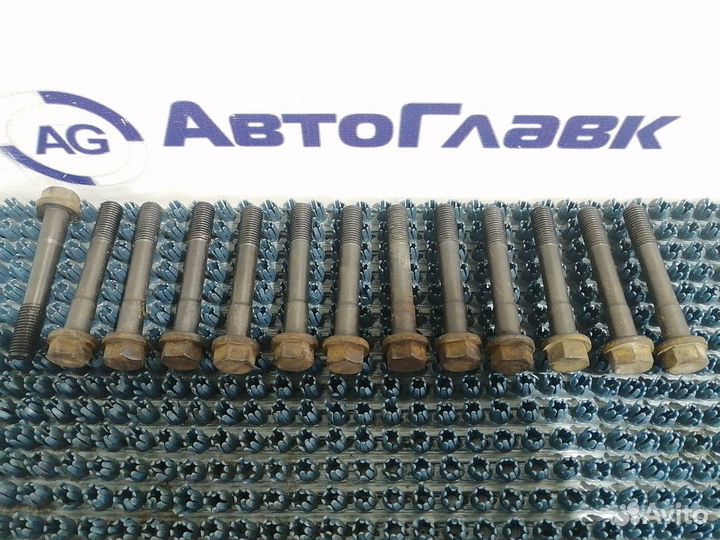 Болты крепления коленвала Toyota Mark II