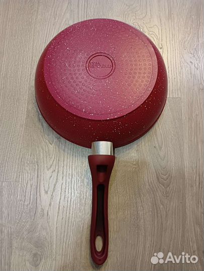 Новая сковорода