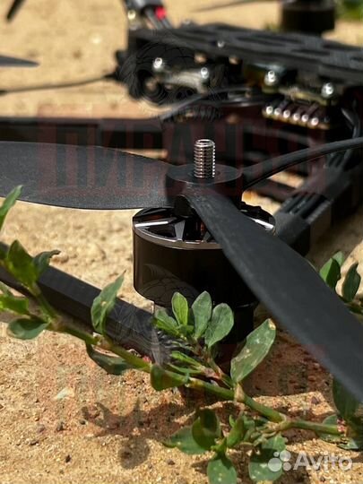 Дpoн FPV пирaнья 10 ''