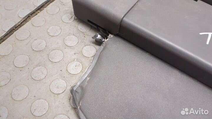 Шторка багажника Toyota Avensis 2, 2007