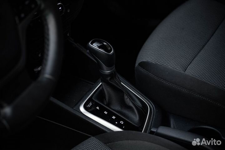 Инструктор по вождению на АКПП