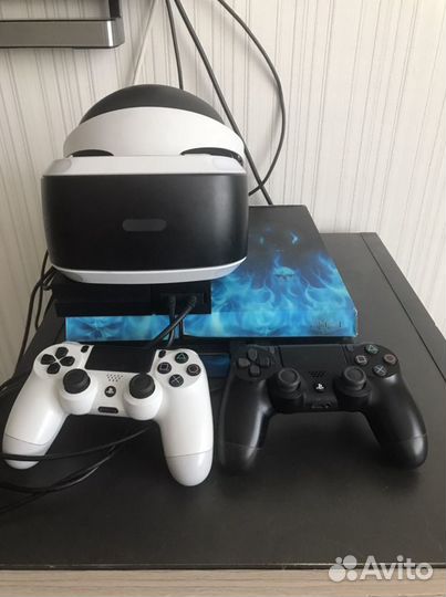 Sony PS4 1tb + VR шлем