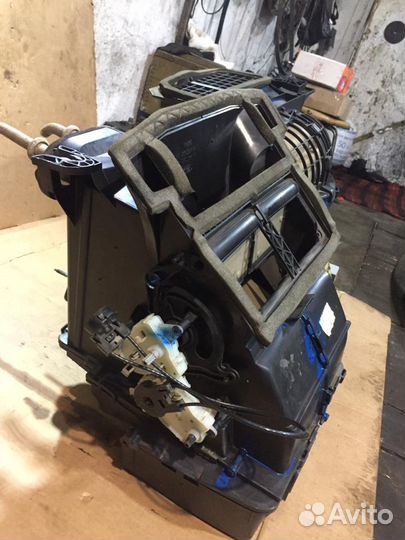 Корпус печки в сборе Ford Focus 1 2002г. 1.8л. tdd