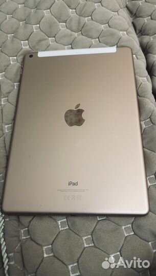 iPad 7 поколения 32 Gold Sim