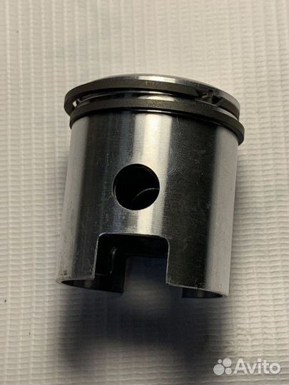 Поршень F50 в сборе (40 мм, с поршневыми и стопорн