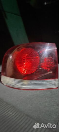 Фонарь задний левый volkswagen touareg 2009
