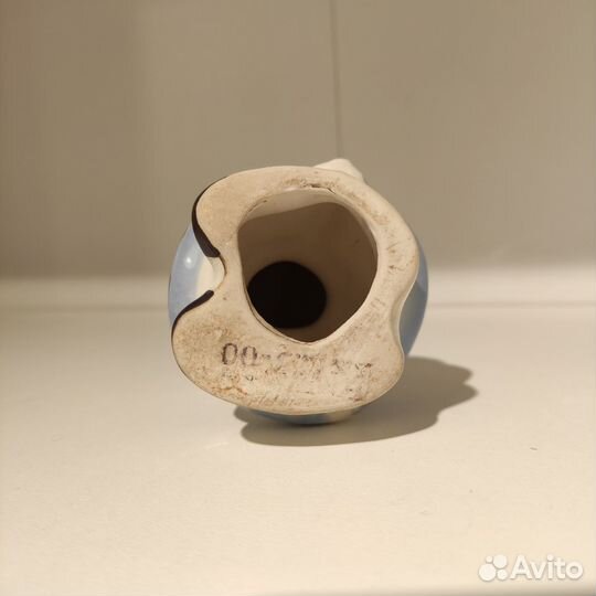 Красивая фарфоровая статуэтка «Обезьянка», СССР