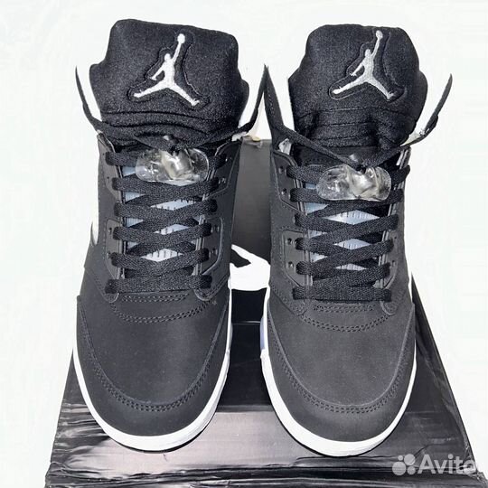 Air Jordan 5 - “Moonlight”