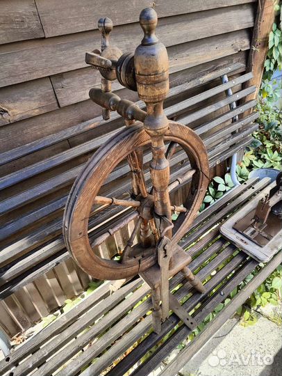 Прялка деревянная старинная