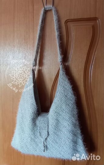 Сумка пушистая вязаная женская ручная работа