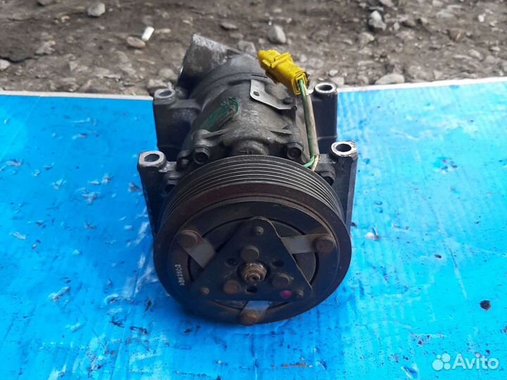 Компрессор кондиционера Пежо Ситроен