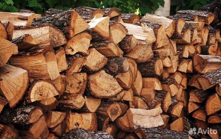Наколотые дрова