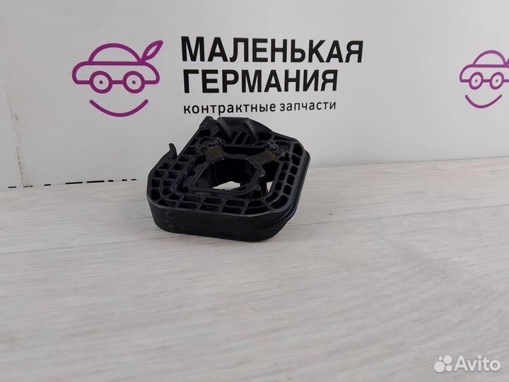 Кронштейн (крепление) радиатора левый BMW Z4 G29