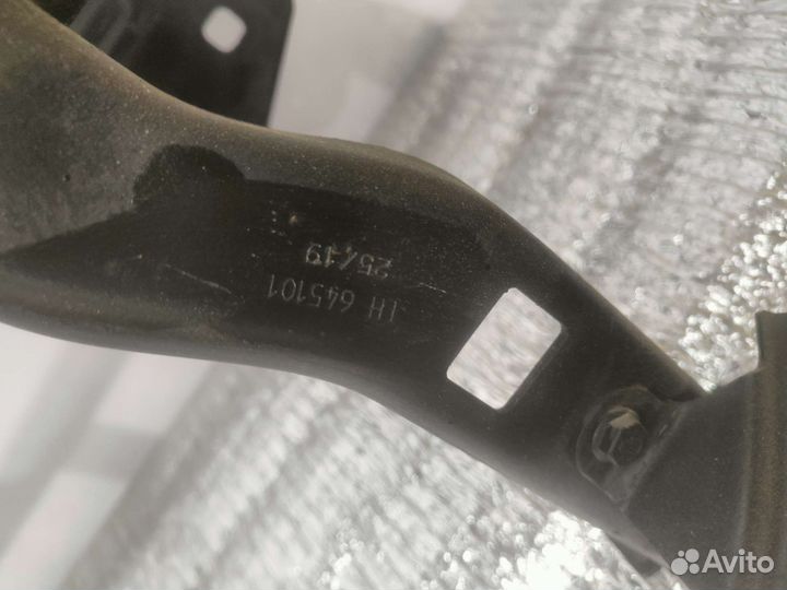 Усилитель переднего бампера Skoda Rapid 2 2020+