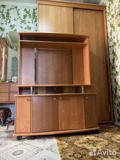 Стенка в гостиную