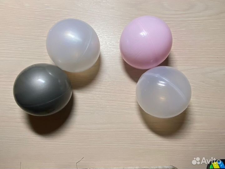 Шарики в определенных цветах