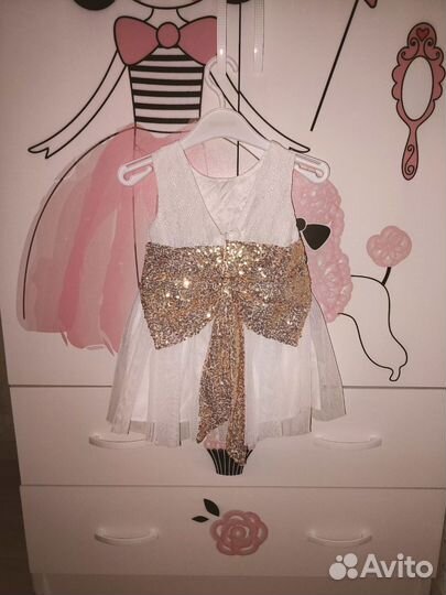Платье для девочки новое