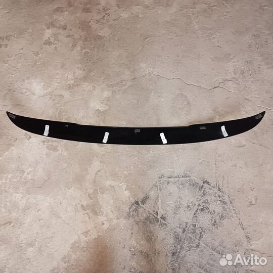 Дефлектор капота на ваз 2110-2112