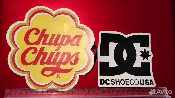 Наклейки, стикеры, стикербомбинг