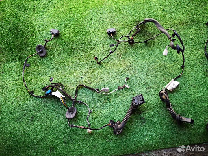 Коса двери на Ford Kuga 2008-2012