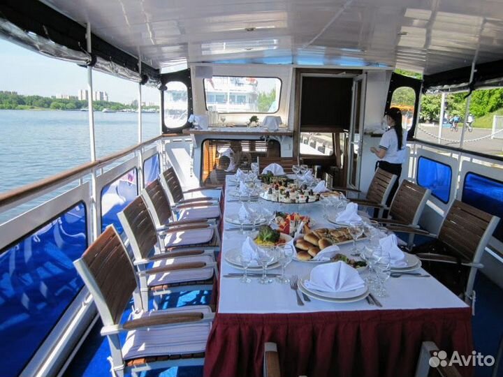 Аренда теплохода Мир от собственника